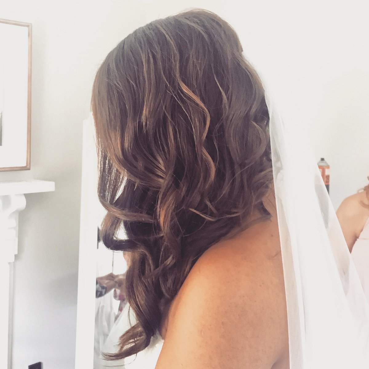 Mint Hair Design logo
