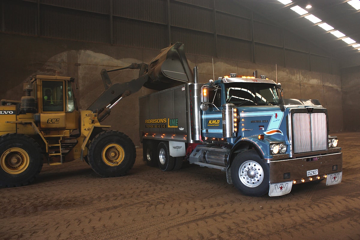 Rmd Transport logo
