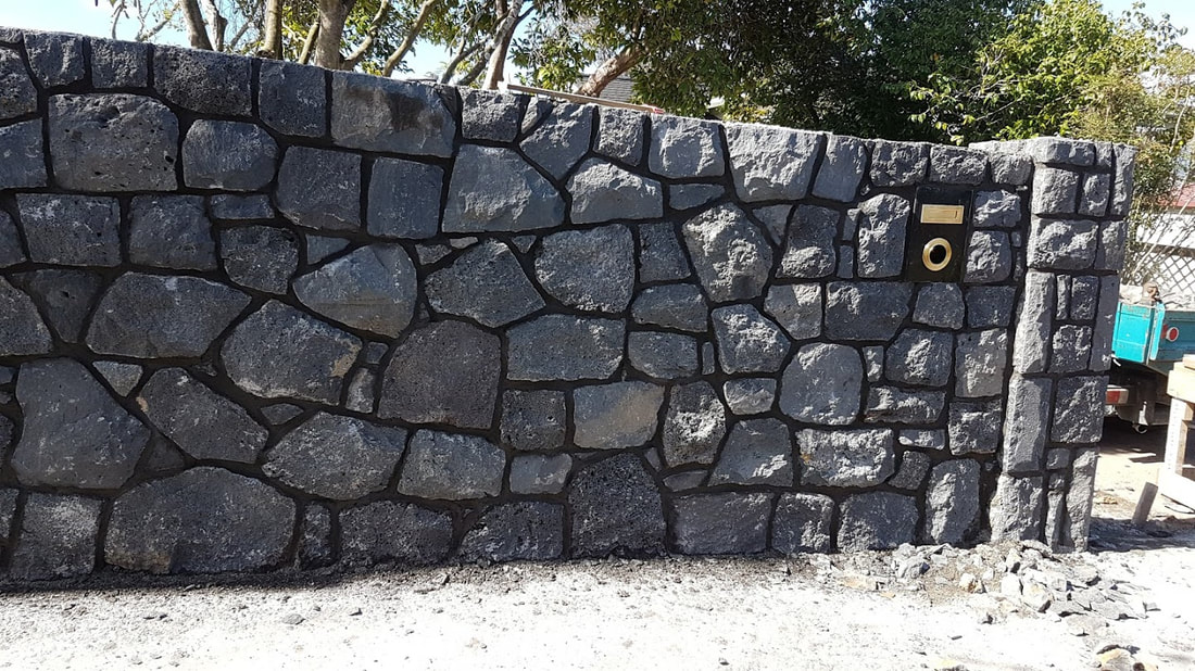 Brilliant Stone Mason Contractors logo