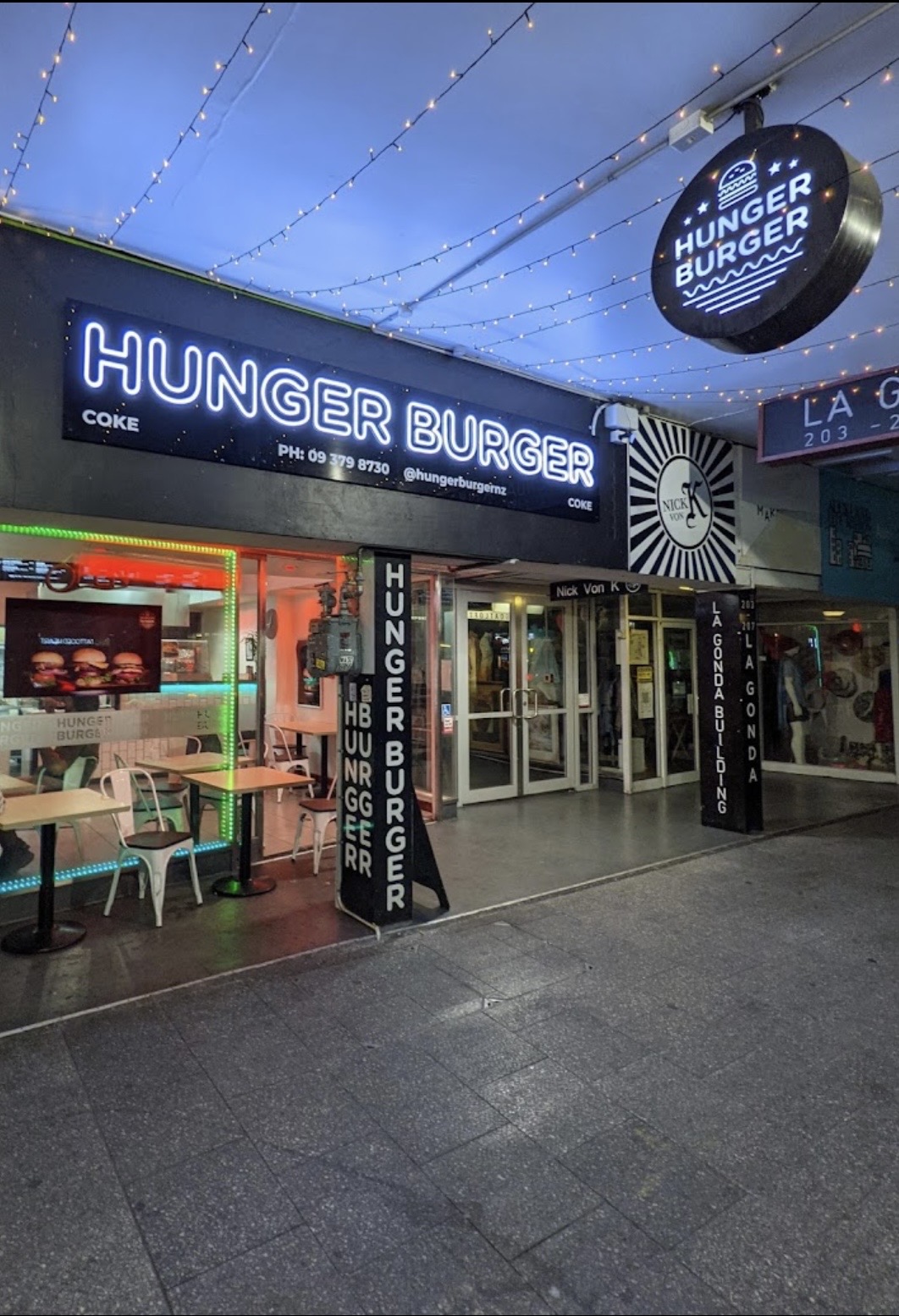 Hunger Burger logo