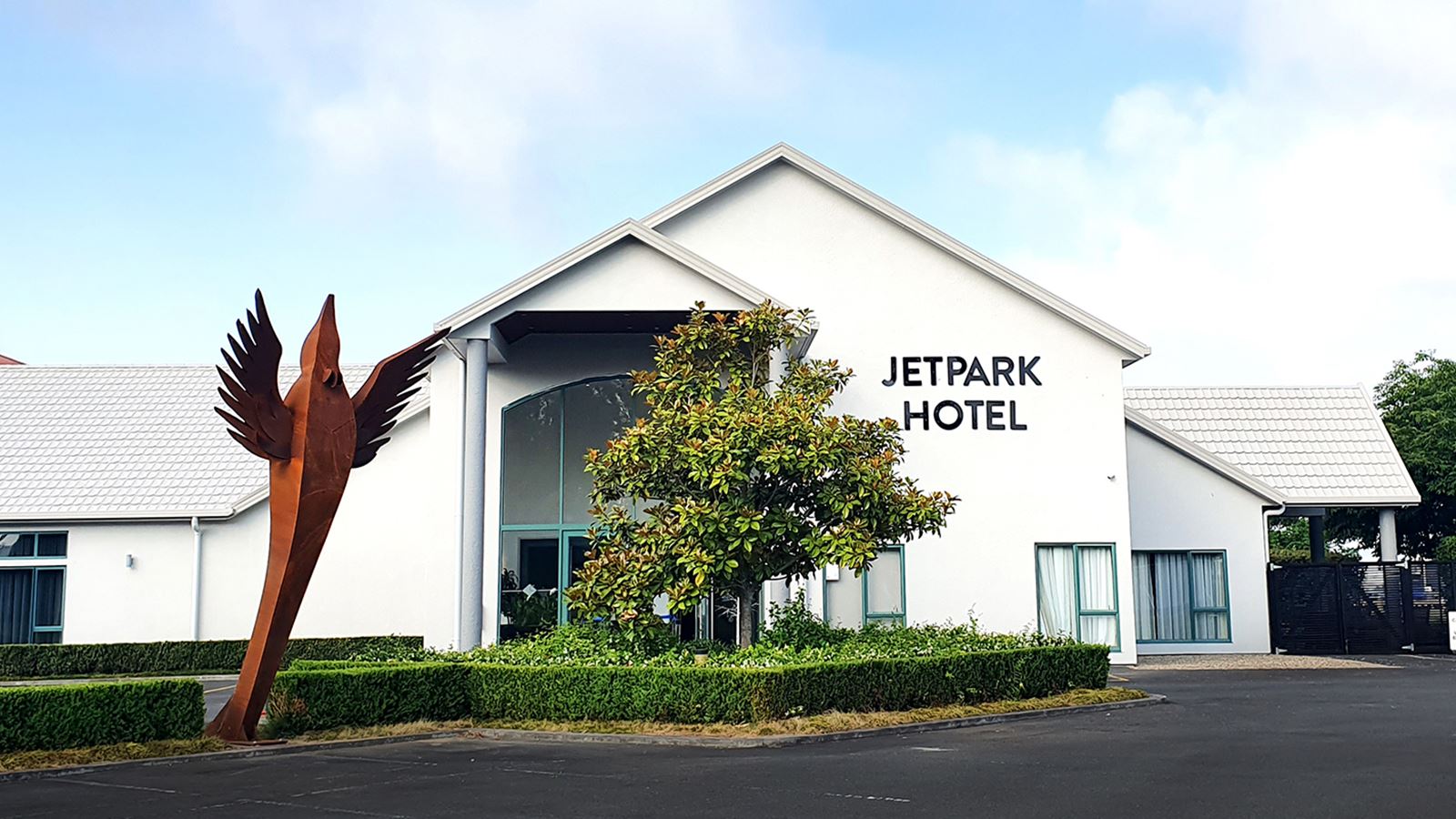 JET PARK HAMILTON AIRPORT HOTEL & CONFERENCE CENTRE logo