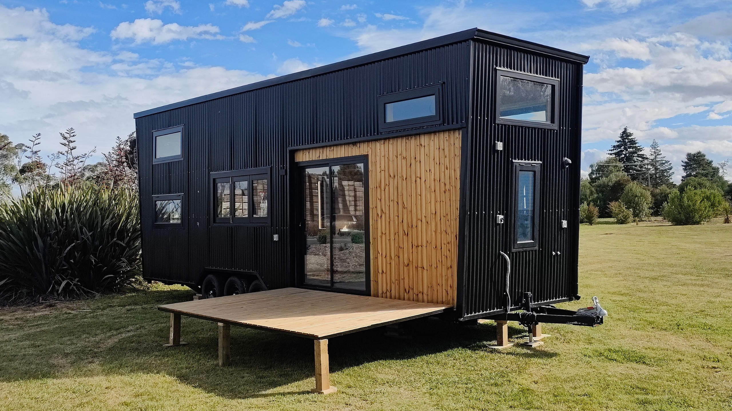 Arohanui Tinyhomes logo
