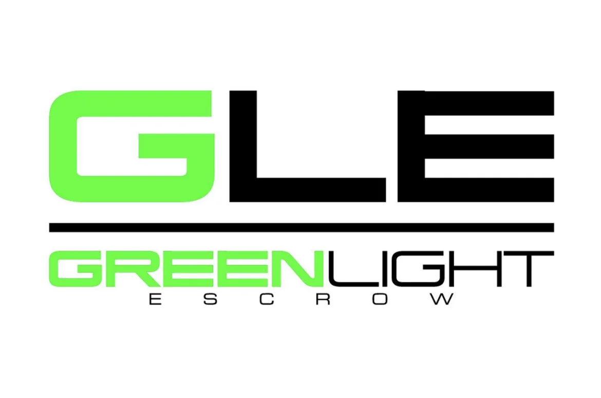 Green Light Escrow logo