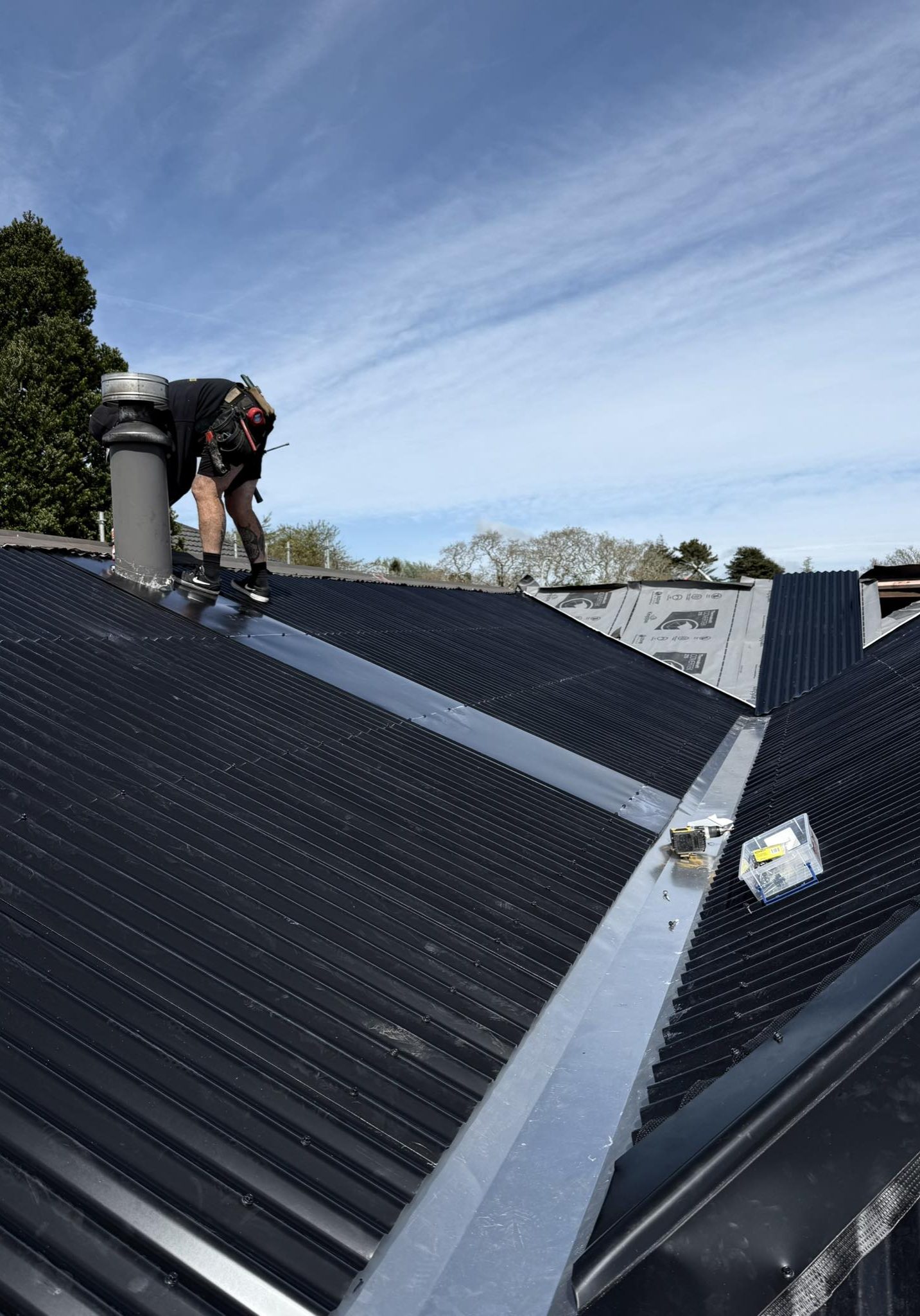 Gold Standard Roofing logo