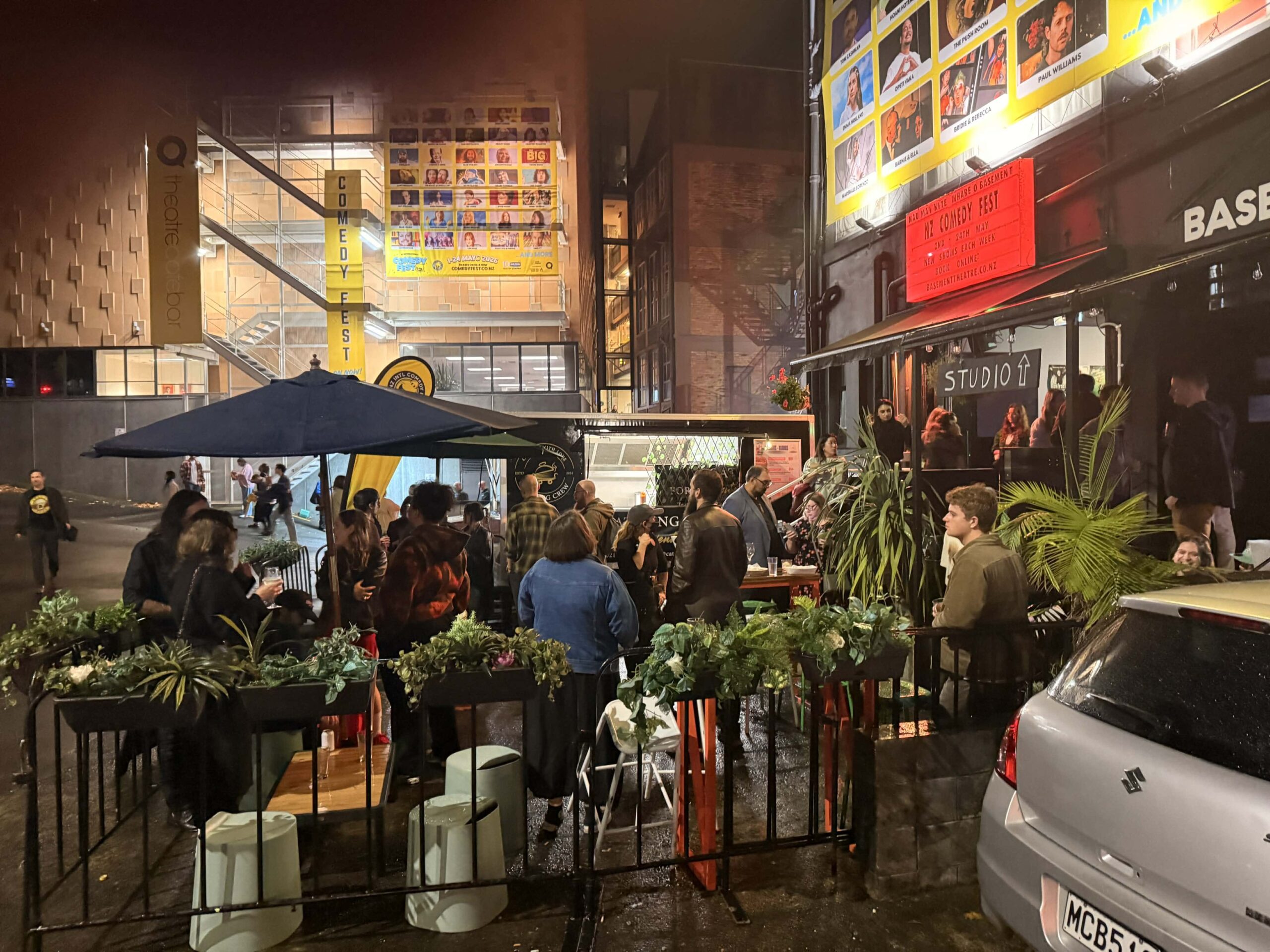 Street Food Network logo